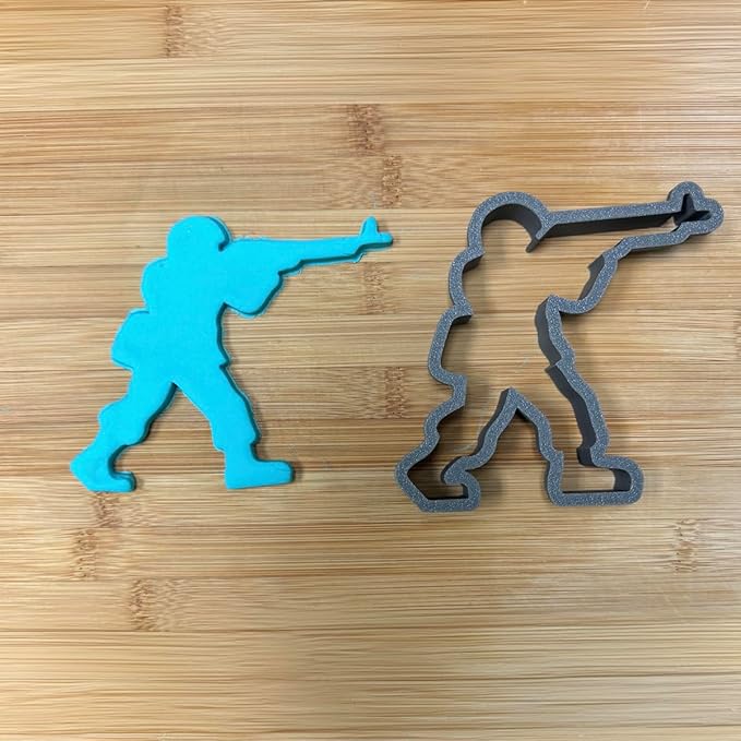 Toy Soldier with Gun Cookie Cutter - 4x3.75''c