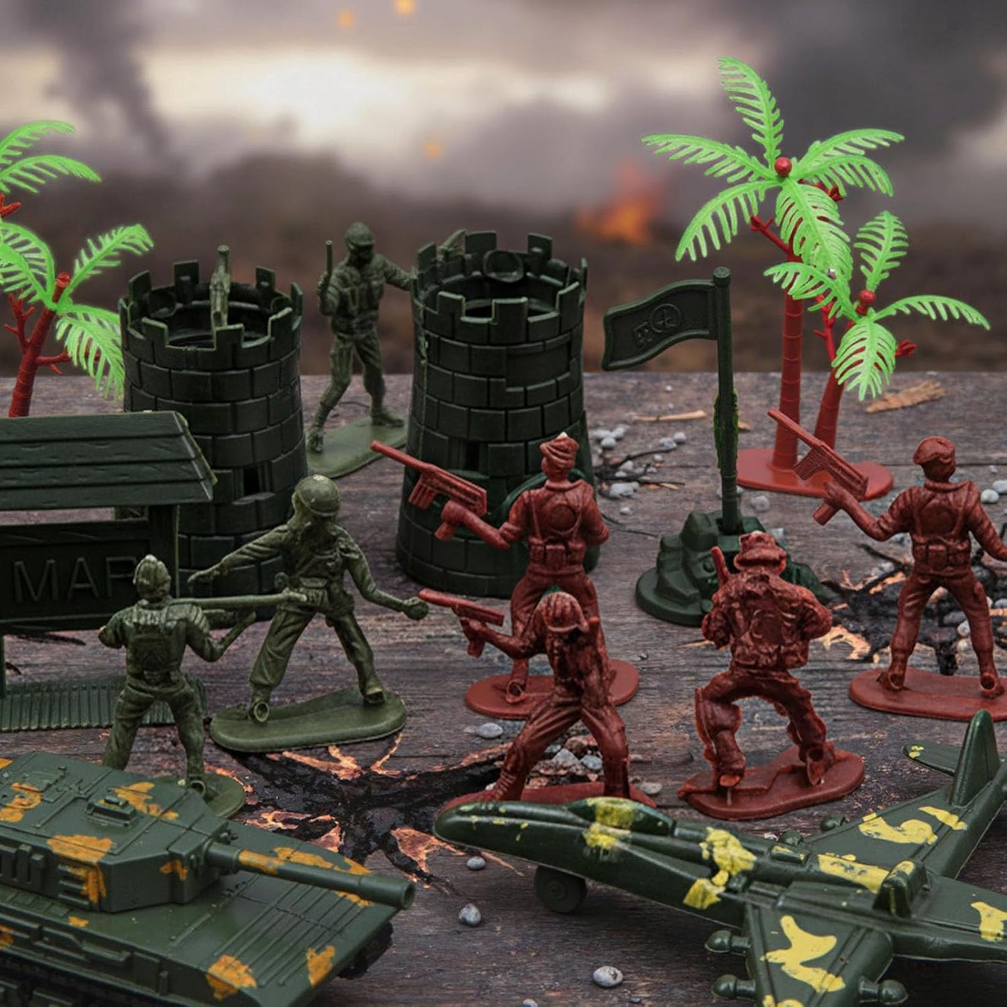"AMOR PRESENT 307-Piece Army Men Military Playset"